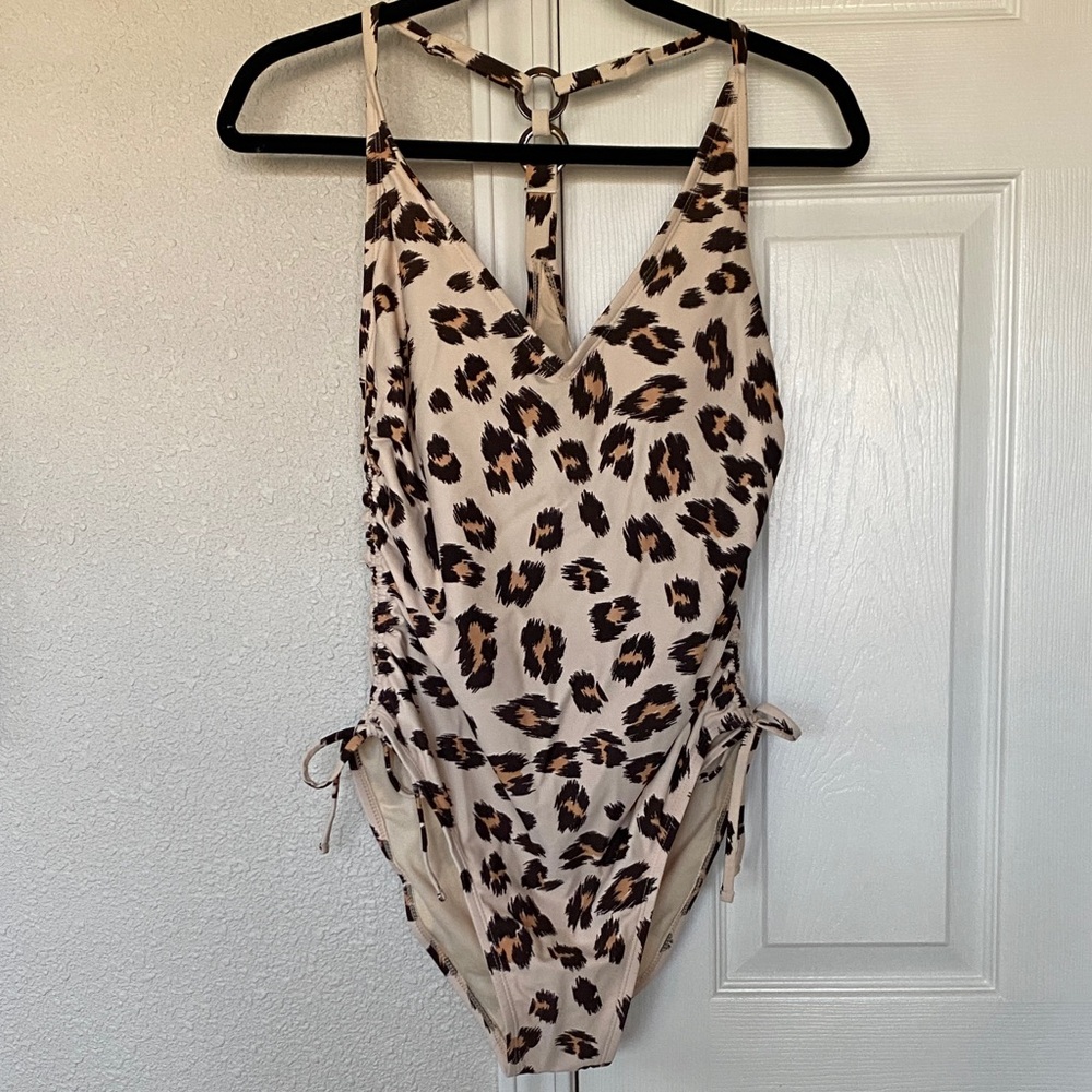 Kona Sol Women's One Piece in Leopard Print